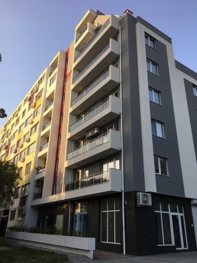 Airluxapartament Apartment Бургас Екстериор снимка